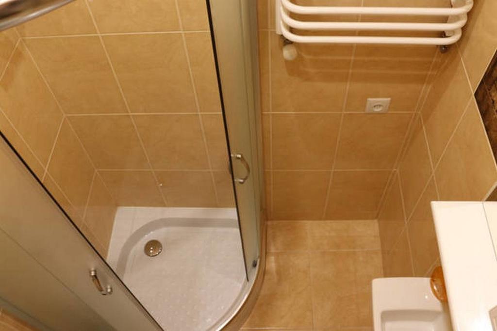 Horodotska 60 Apartman Lviv Kültér fotó
